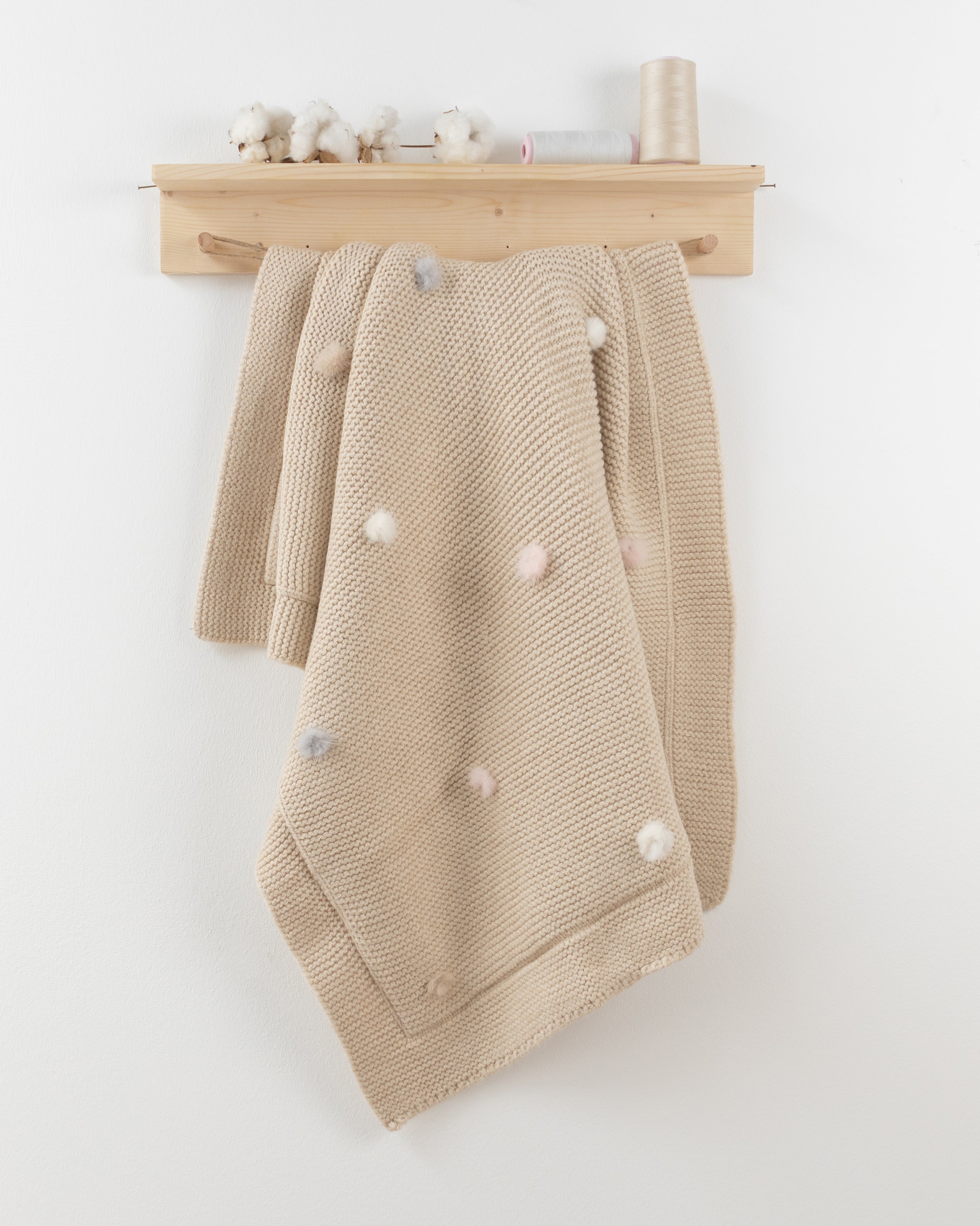 Pom Pom Blanket