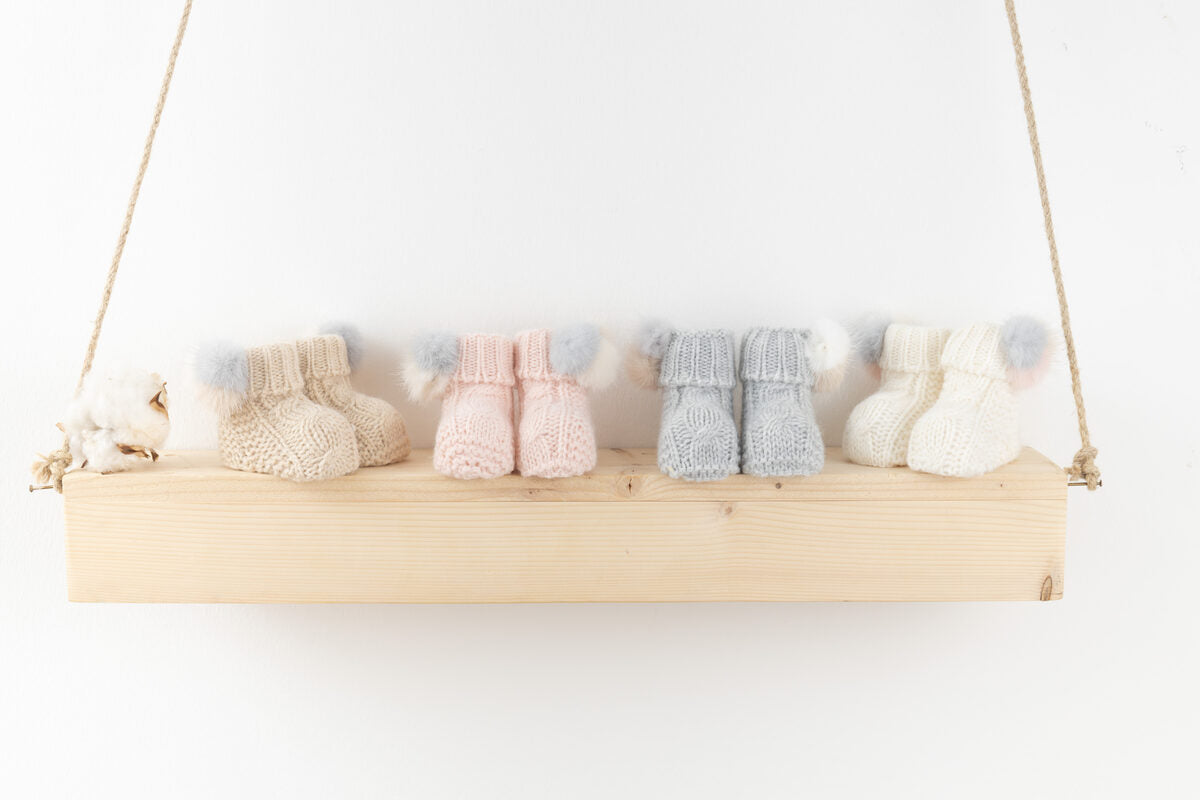 Pom Pom newborn shoes